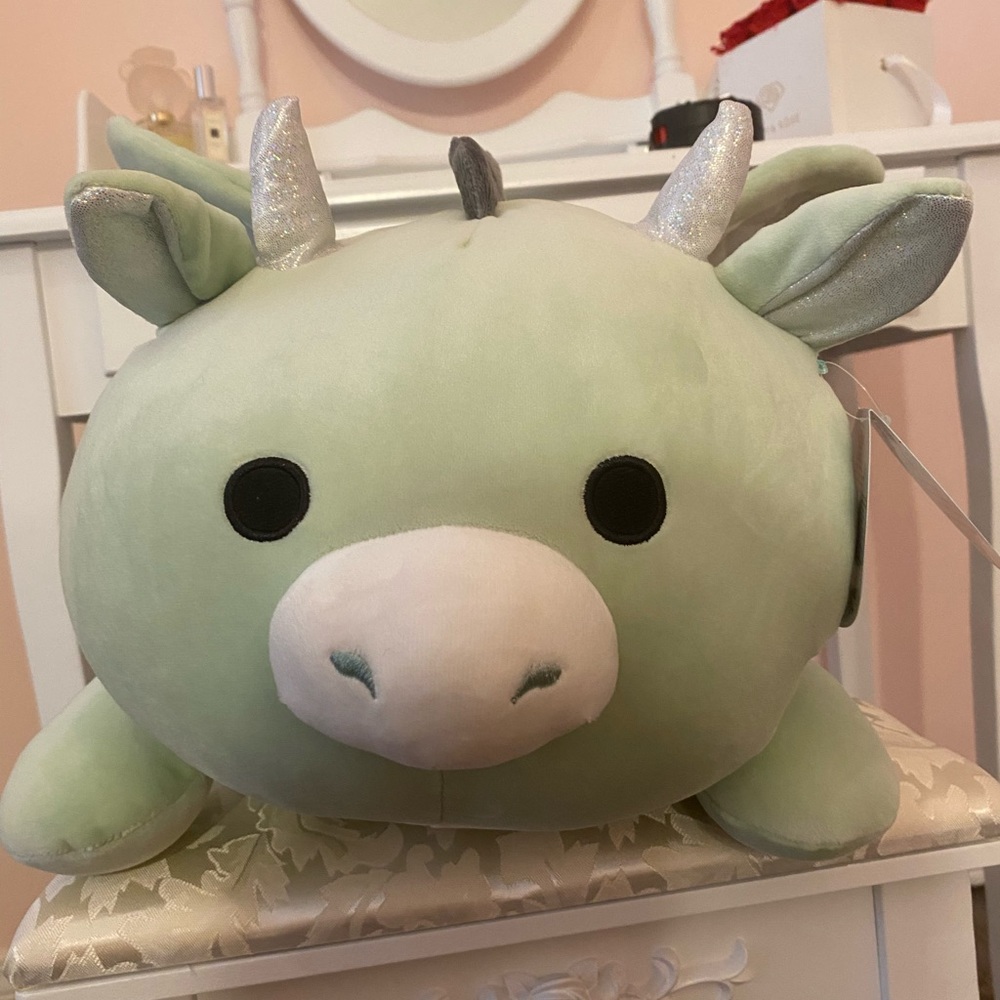 Squishmallow Dylan Dragon Hug Mee
